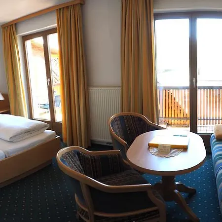 Hotell Hotel Cresta Tschagguns - Montafon Schruns