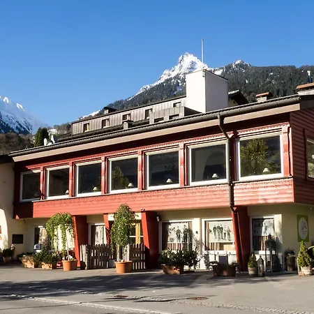 Hotel Cresta Tschagguns - Montafon 3*
