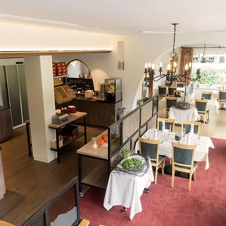 Hotell Hotel Cresta Tschagguns - Montafon Schruns