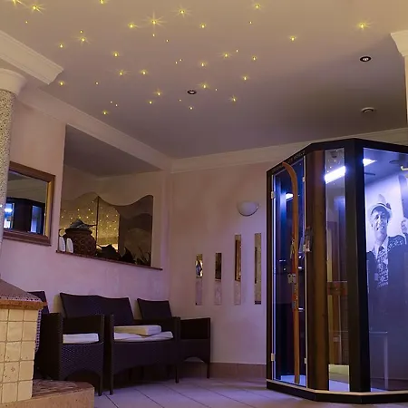 Hotell Hotel Cresta Tschagguns - Montafon