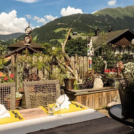 Hotel Cresta Tschagguns - Montafon 3* Schruns